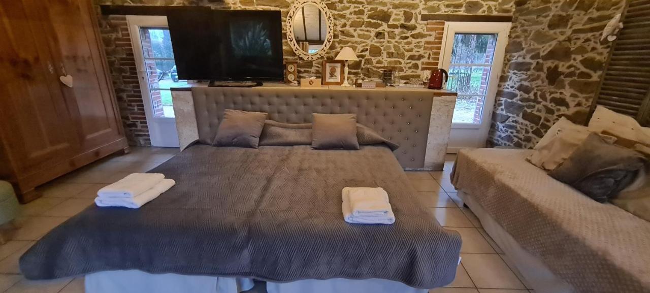 ลาร์บร์ ดาแล Bed & Breakfast Saint-Fulgent ภายนอก รูปภาพ